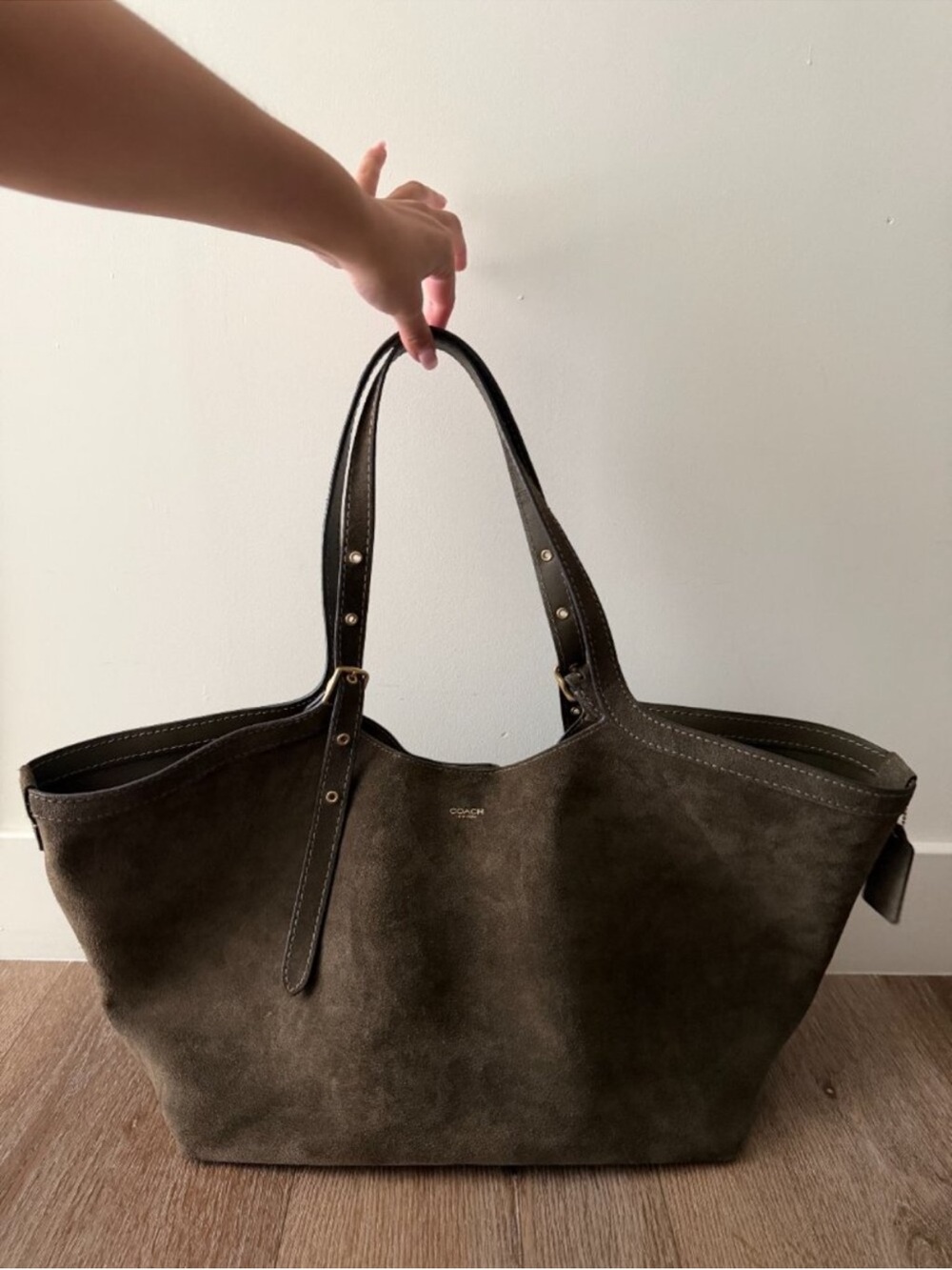 Coach Olive Suede Gramercy Tote 🫒 NWT - Picture 5 of 13